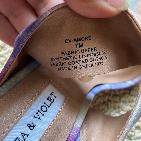 Chelsea & Violet Rainbow Cloud Block Heels - Picture 6 of 15